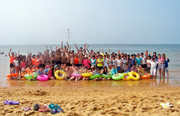 www.cabet258.com威海之旅，感受着海浪冲击的快乐！